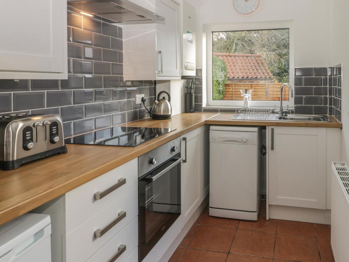 Brinkburn Cottage Скарборо Экстерьер фото
